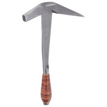 Schieferhammer geschmiedet, mit Ledergriff; franz. Form, mit seitlichem Nagelzieher, für Rechts- oder Linkshänder